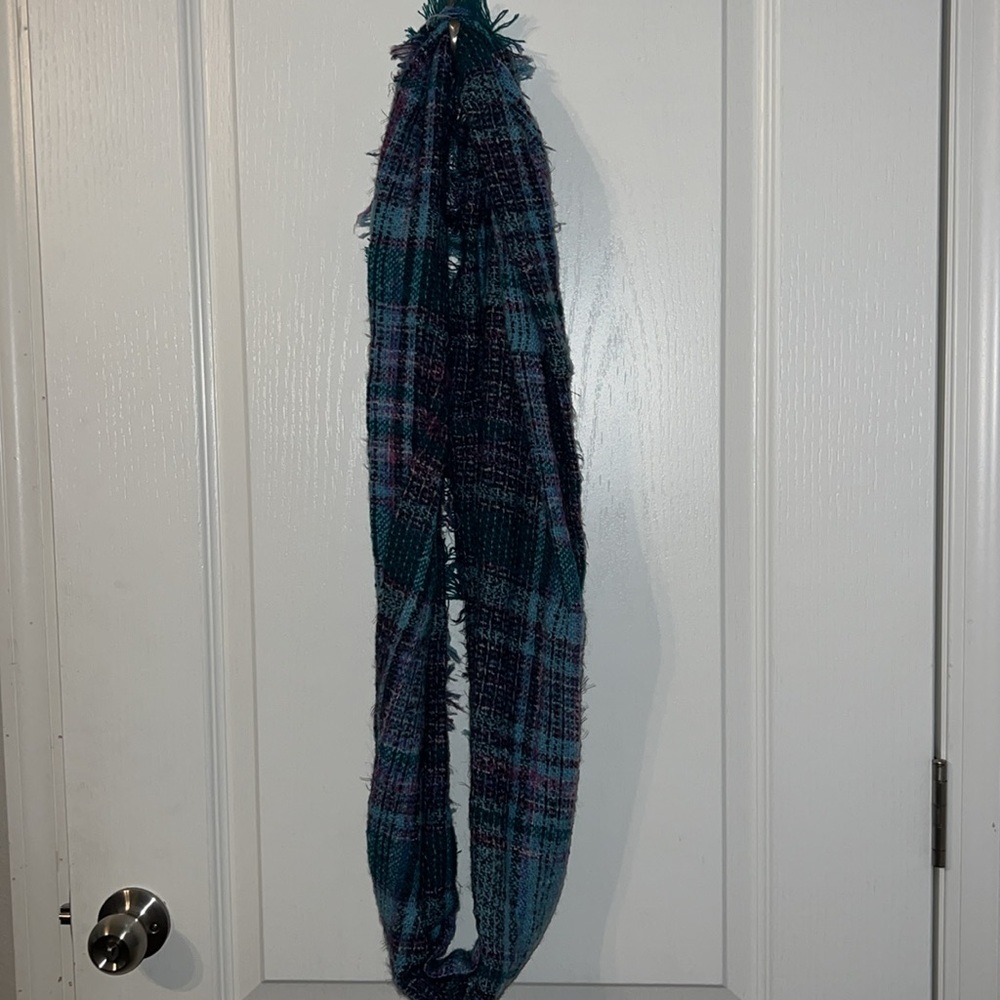 Women’s infinity scarf - Picture 2 of 3